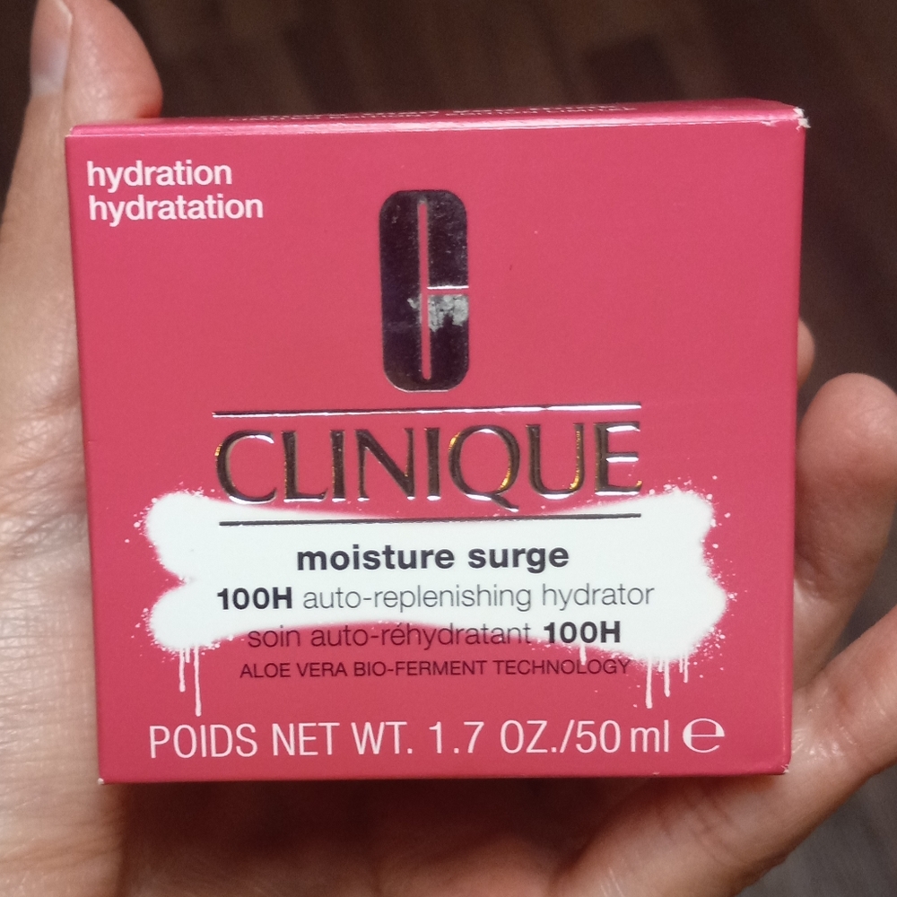 BNIB Clinique Moisture Surge 100H Moisturizer Limited Edition Breast Cancer Pink